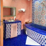 Riad-in-marrakech-with-bathroom-Confort